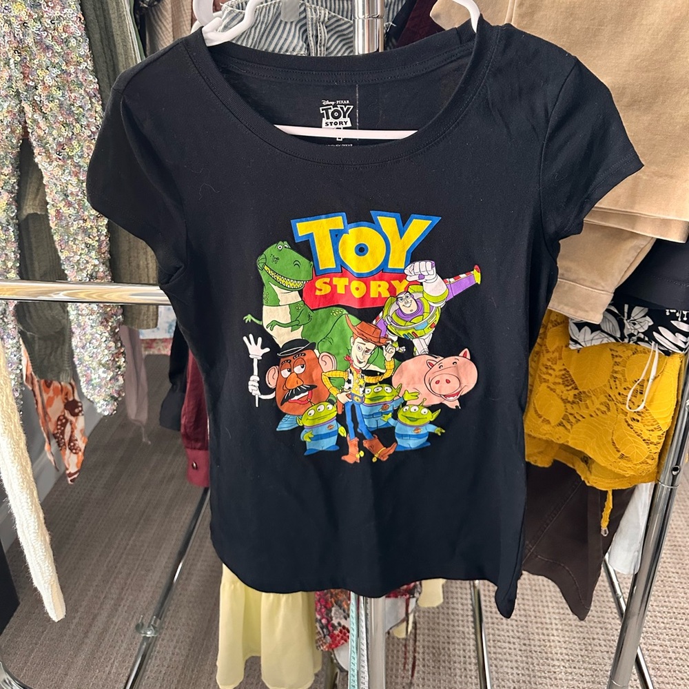 #273 Women’s Disney/Pixar Toy Story 4 Graphic Crew T-Shirt in Black Size M.